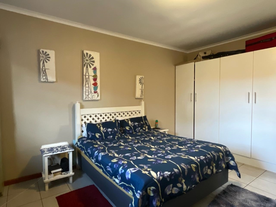2 Bedroom Property for Sale in Noorsekloof Eastern Cape